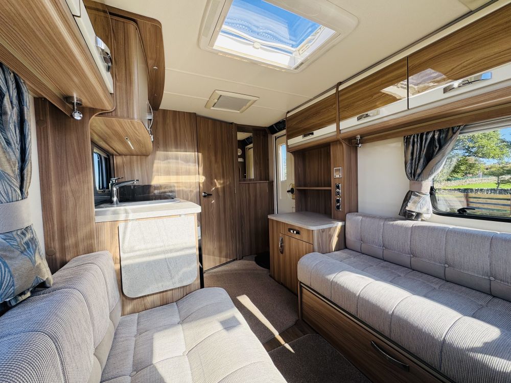 Swift  Challenger SE 480 