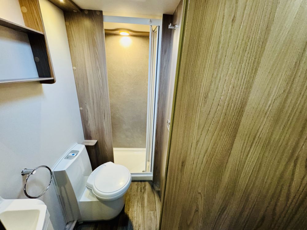 Swift Sprite Grande Quattro  FB 8 ft Wide 