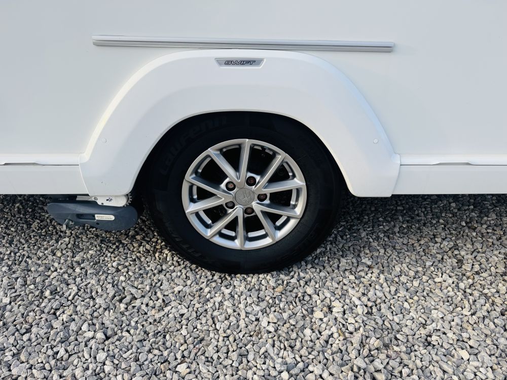 Swift Challenger  480 - 2 Berth 