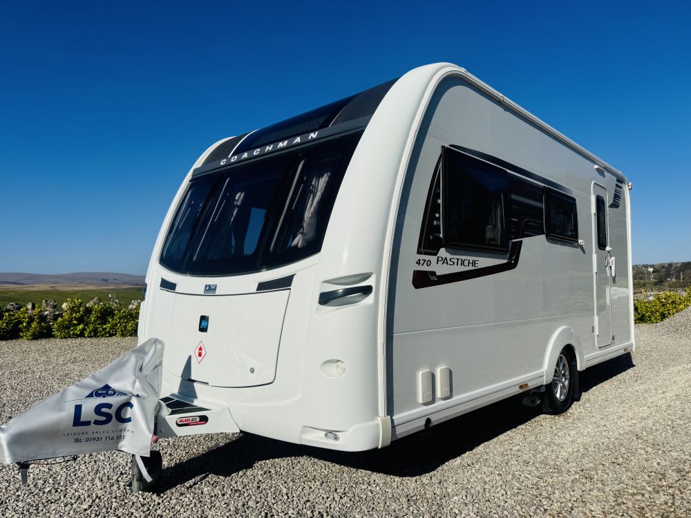 Coachman  Pastiche 470 