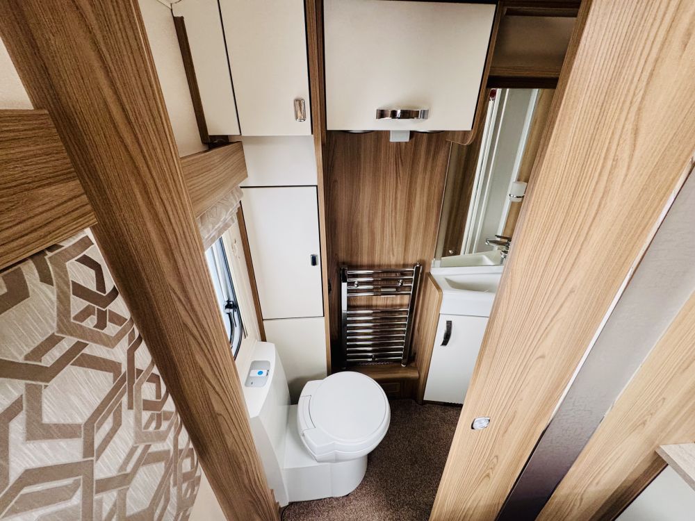 Swift Elegance  580