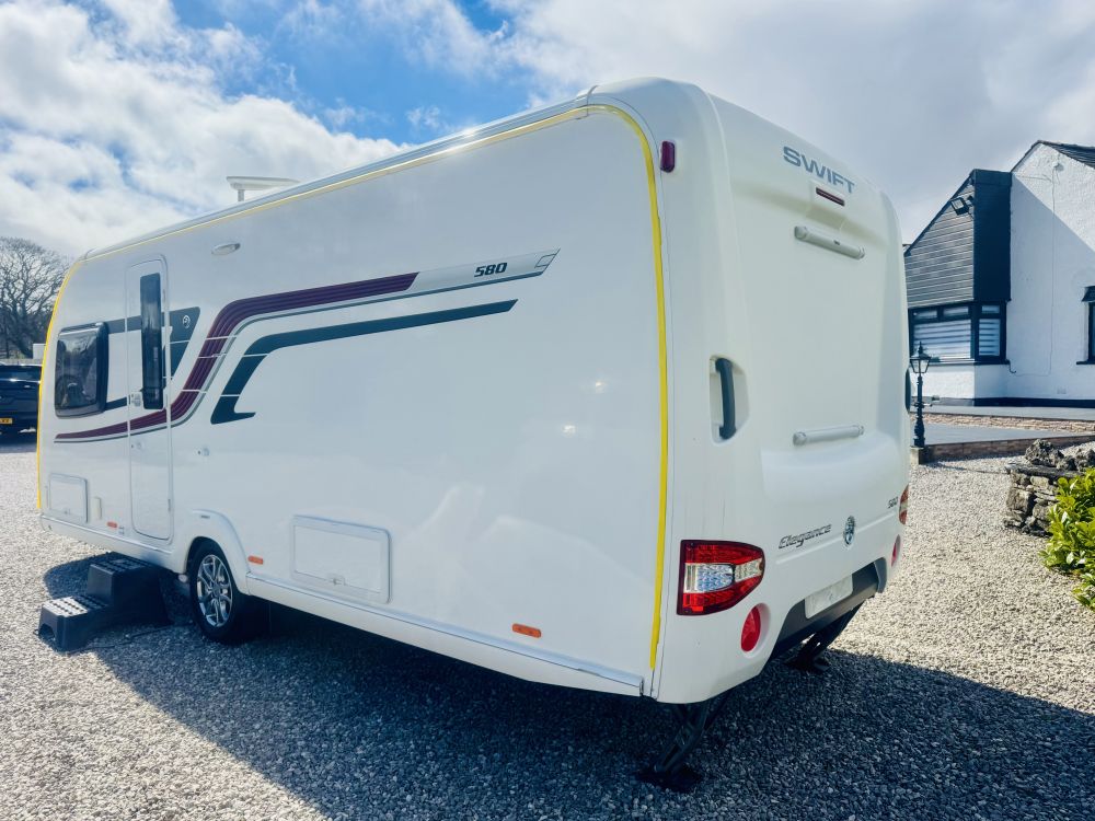 Swift Elegance  580